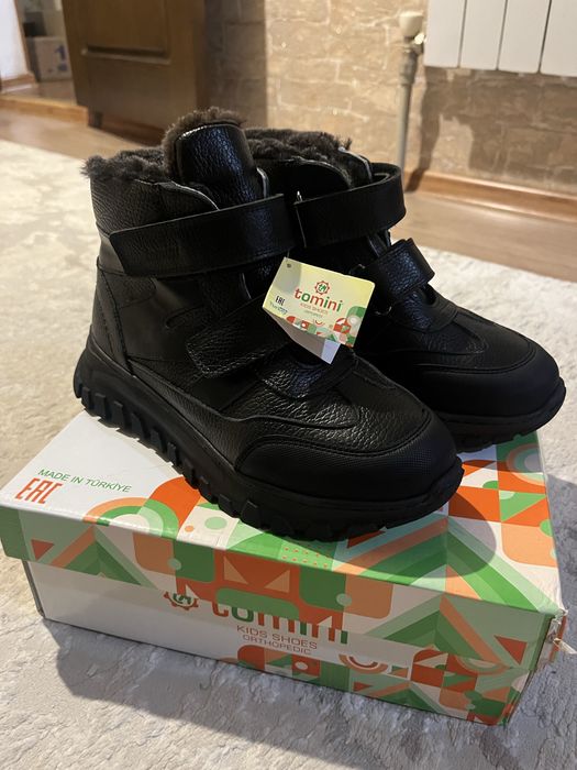 Продам НОВЫЕ детские зимние сапоги