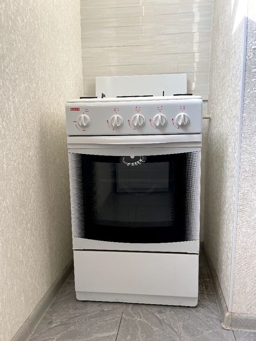 Продается газ плита Алеся