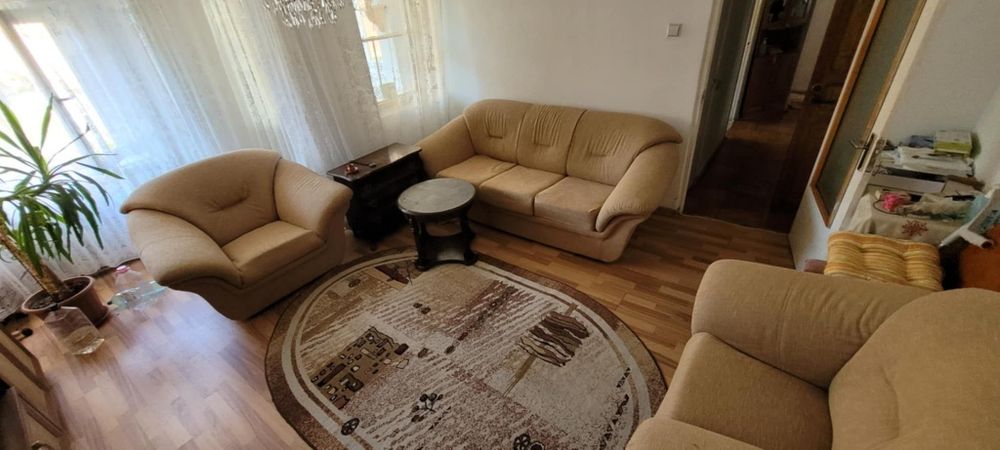 Apartament 3 camere Resita