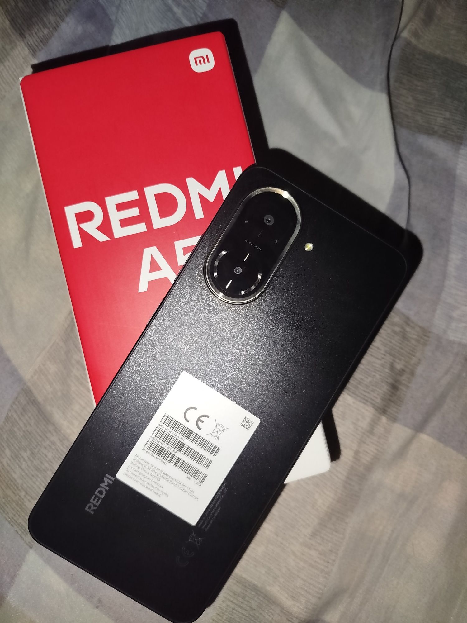 Redmi A5 yangi  telefon  ochilmagan