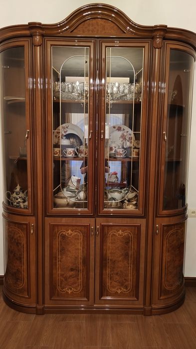 Мебель шкаф стол