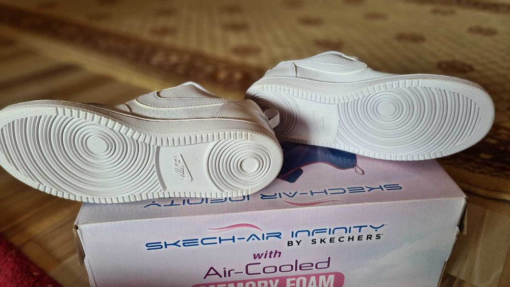 Pantofi sport fete Nike