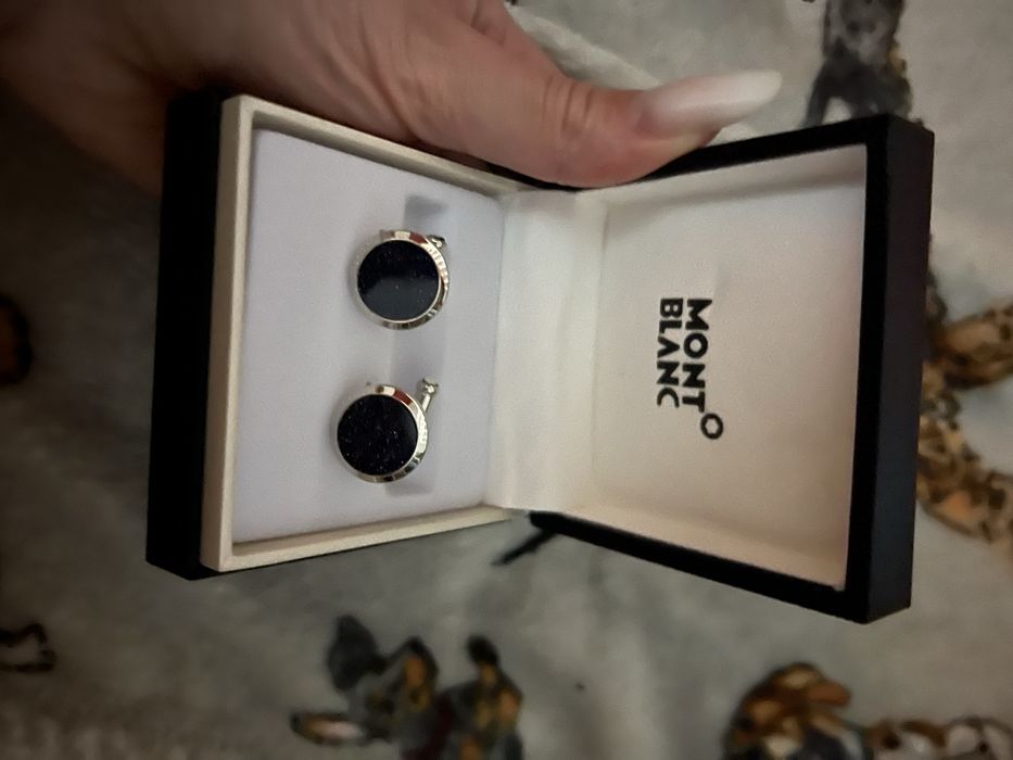 Butoni barbat Mont Blanc