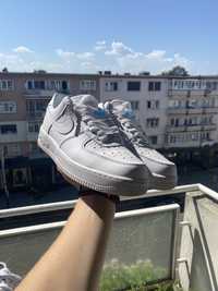 Air force 1 schimb