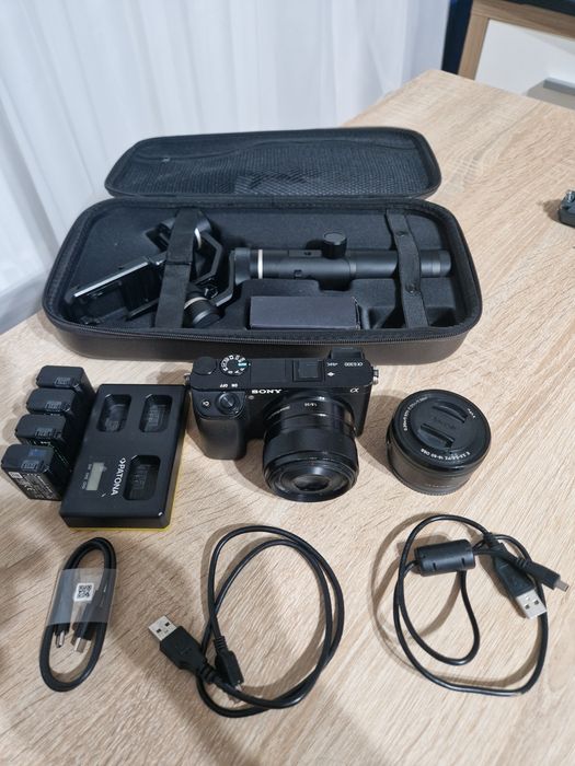 Sony a6300 kit/ob.35mm f1.8 / gimbal / baterii