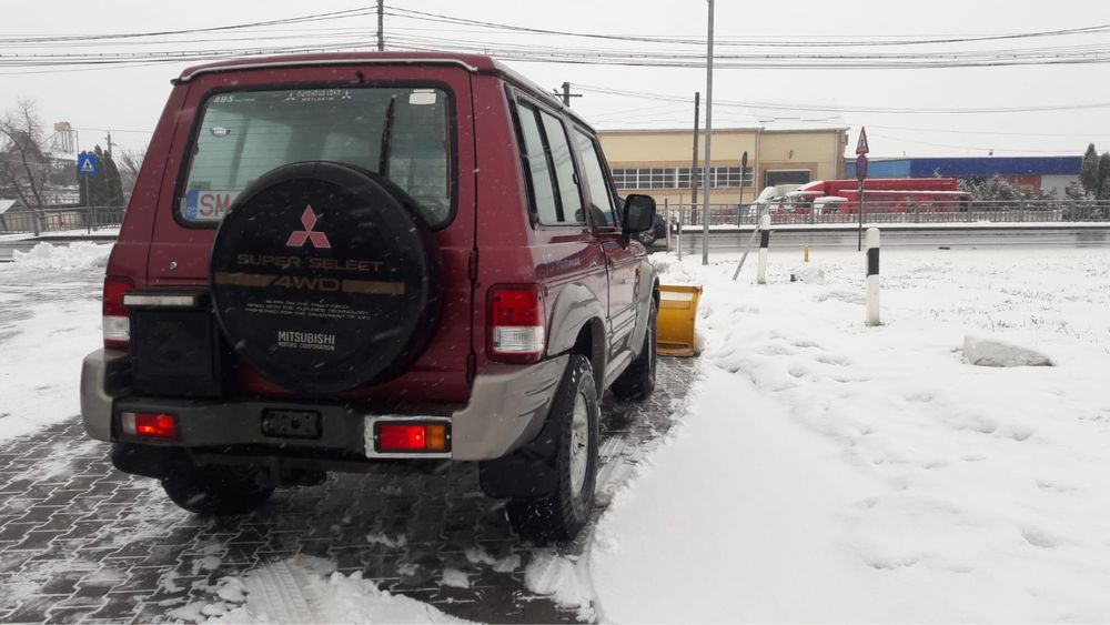 Hyundai Galloper echipat pt deszapezire