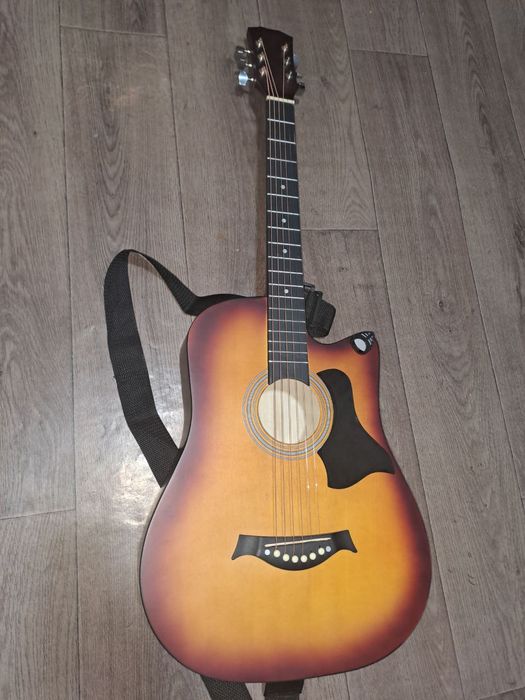 Гитара Акустическая