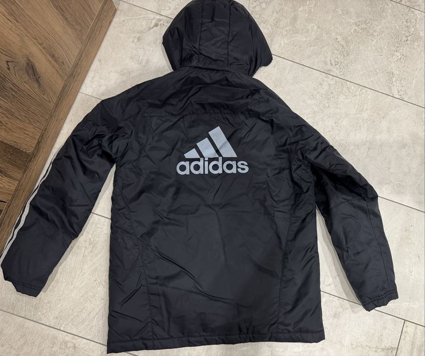 Оригинално яке Adidas размер 160-164 см