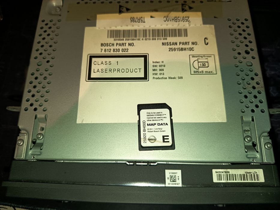 Navigație originală Nissan Qashqai J10 + card hărți + cod activare + r