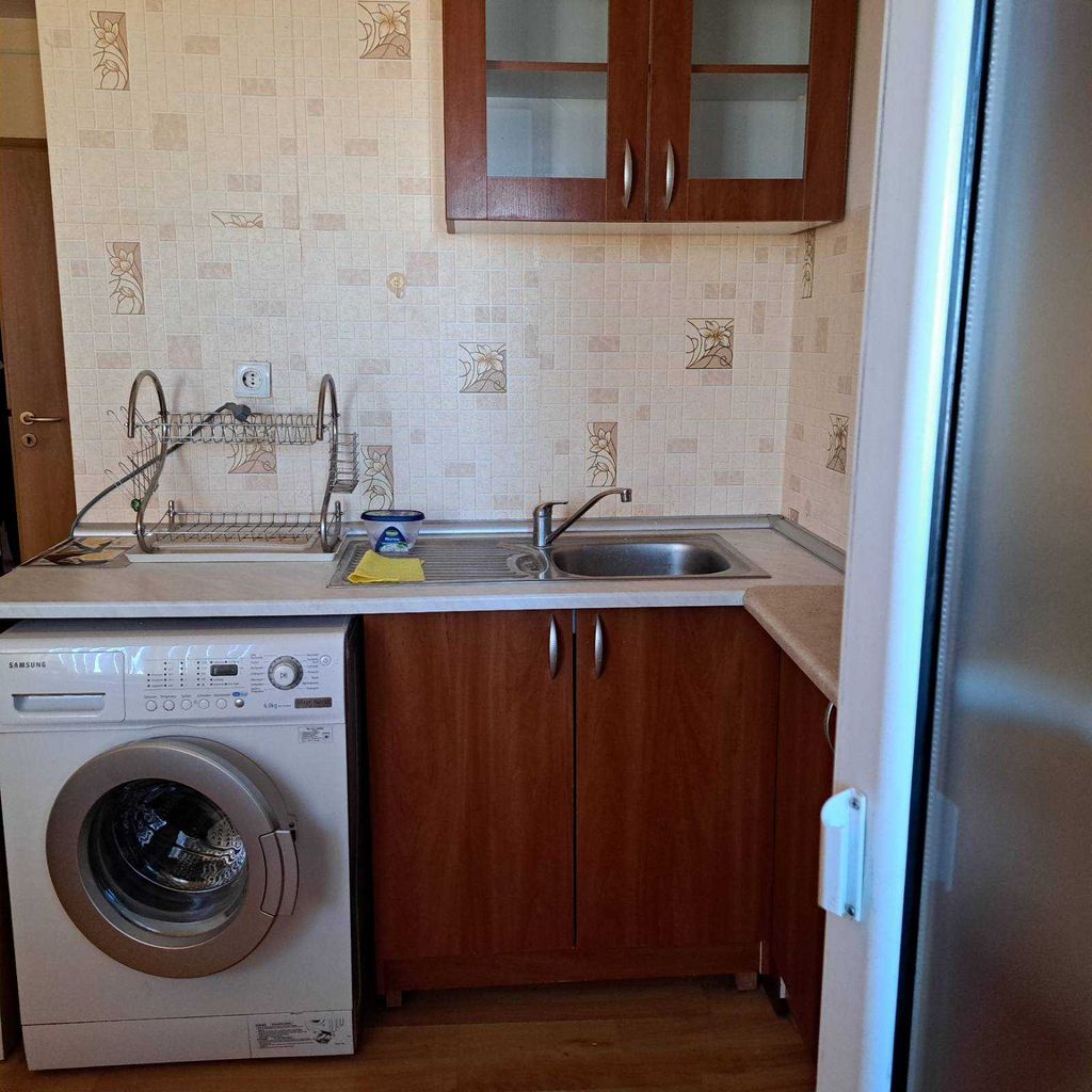 Дава се под наем Двустаен апартамент в Стара Загора, Ремиза - 41 кв.м за 204 € - Снимка #2