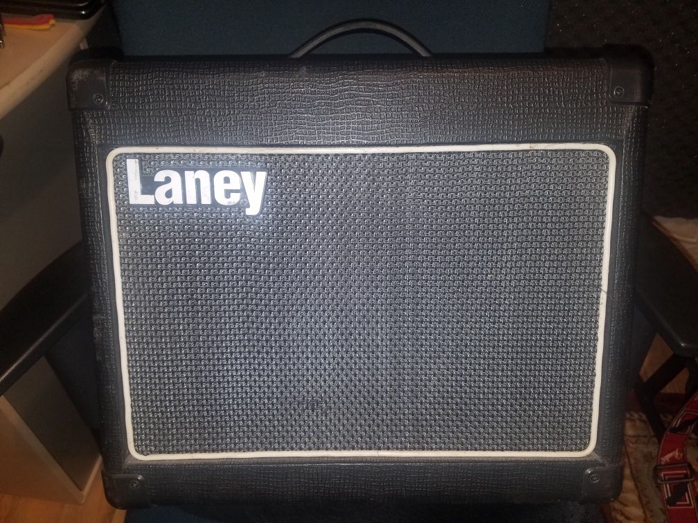 Combo chitara Laney LG20R