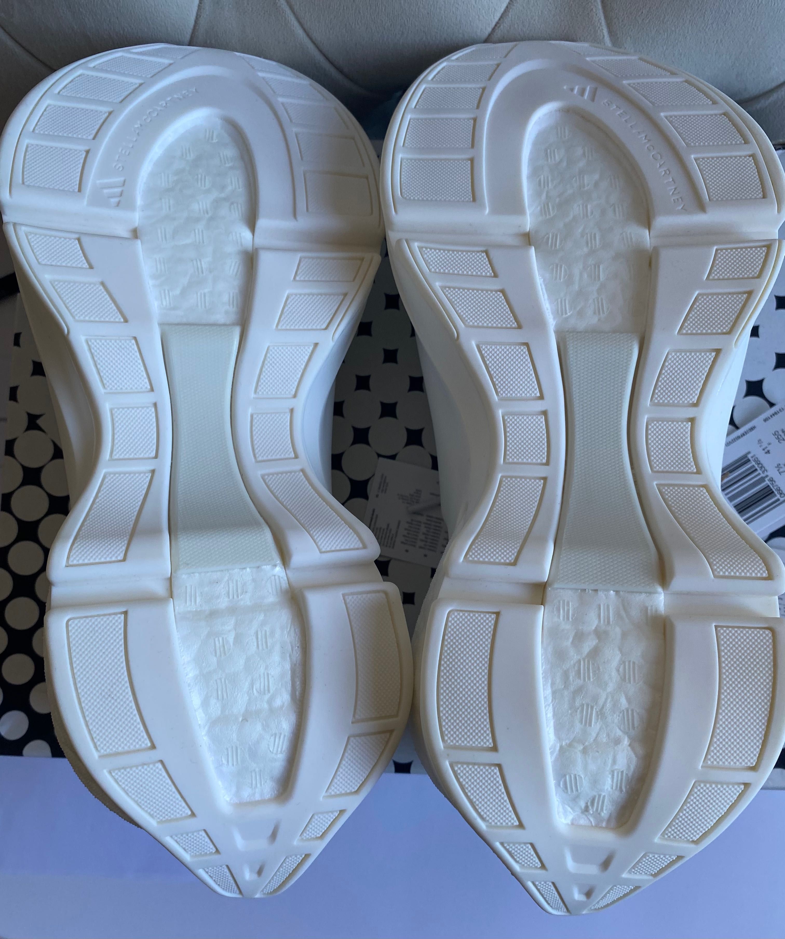Продавам Adidas X Stella Maccartney