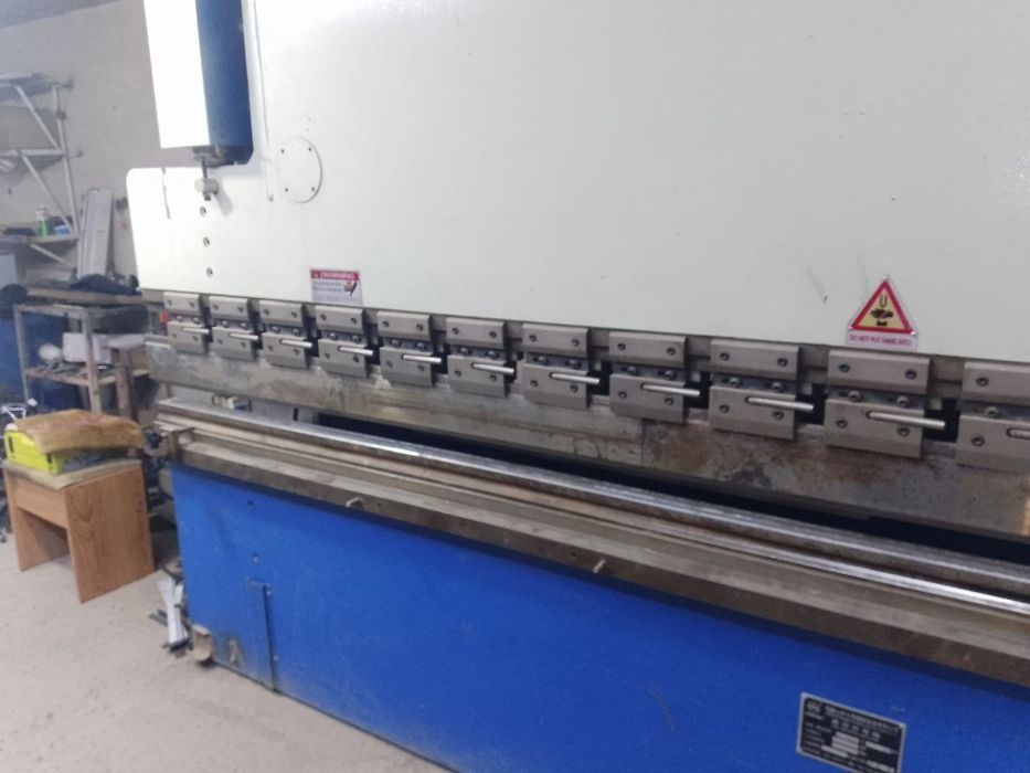 Листогиб сотилади.