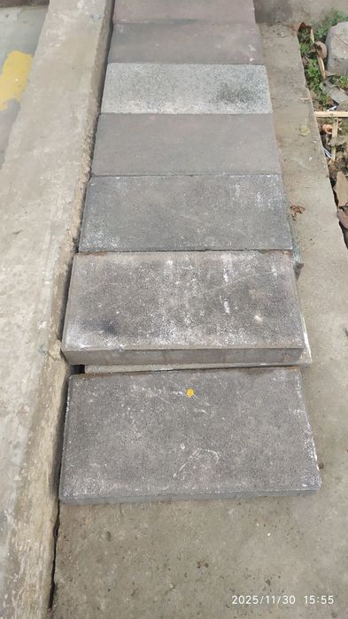 Срочно продаем бетонные плитки