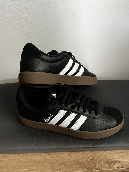 Pantofi sport Adidas Court 3.0 (marimea 44)