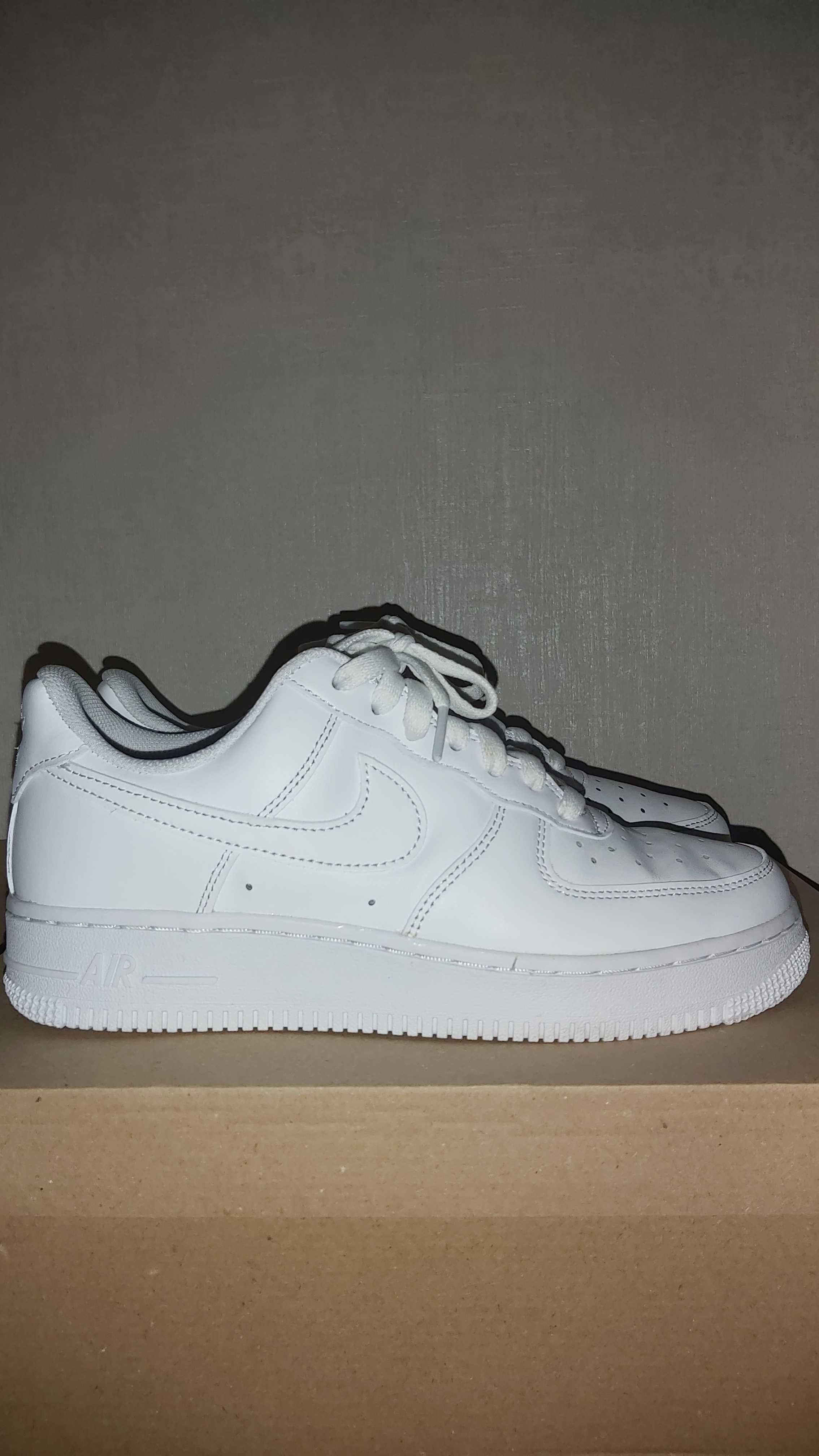 Nike Air Force 1 - Номер 38