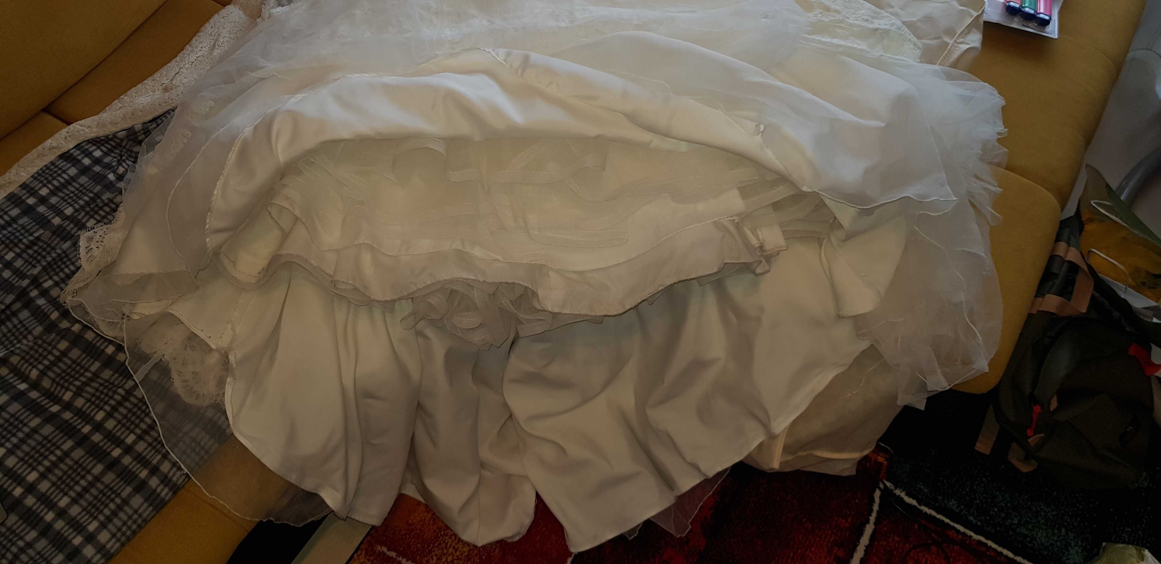 Vand Rochie de Mireasa 34/XS- model Sirena