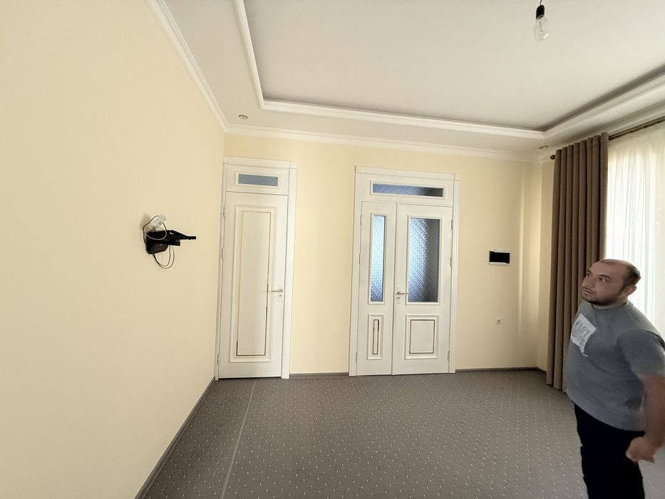 Yashnobod tumani gozl maxallasidal 4 sotix uchaska sotiladi srochni