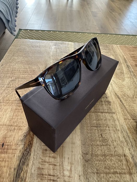 Ochelari de soare Tom Ford Giulio TF698 52 D polarizati