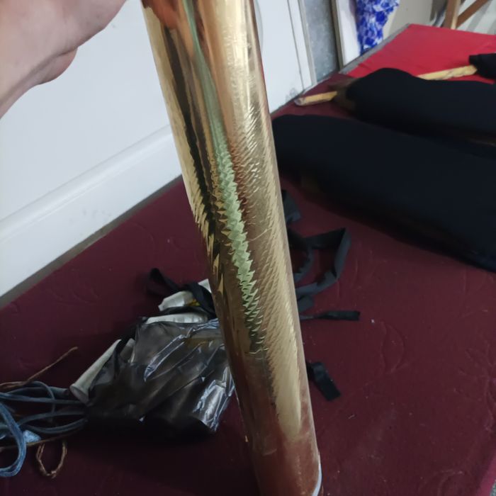 Sotiladi sovgʻa tayyorlovchila uchun rangli qogʻoz qiziqqanlar ltel qi