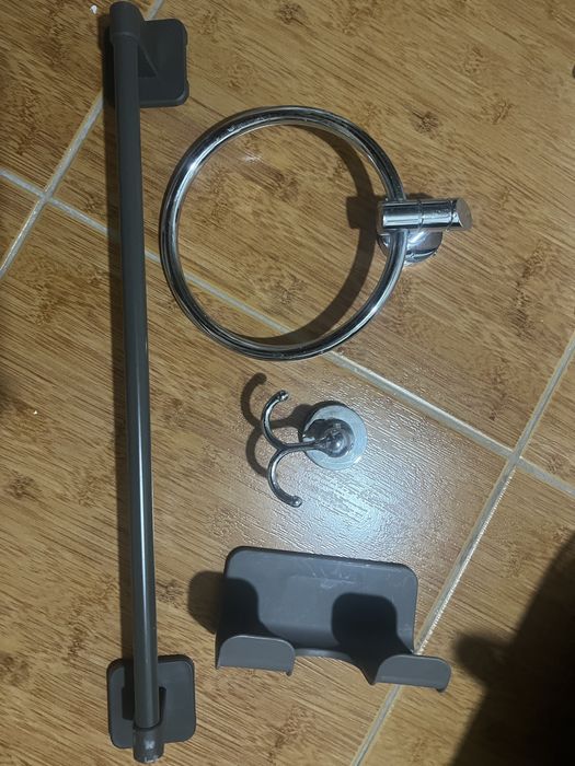 Аксессуары для ванной все за 2000 т