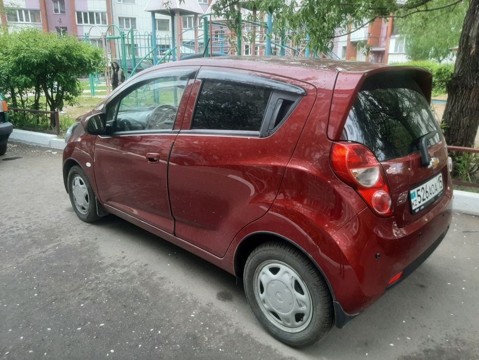 Почти новый Шевроле Спарк