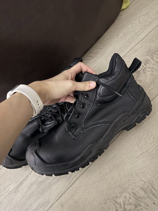 продаю рабочие ботинки