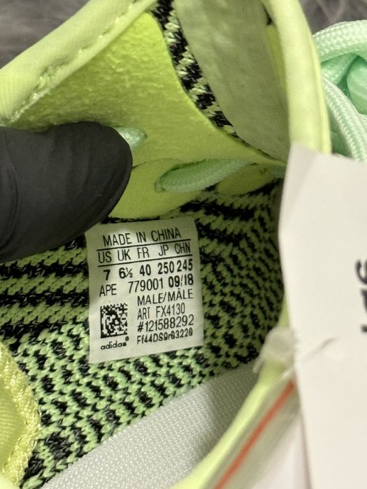 36-46 Yeezy 350 yeezreel