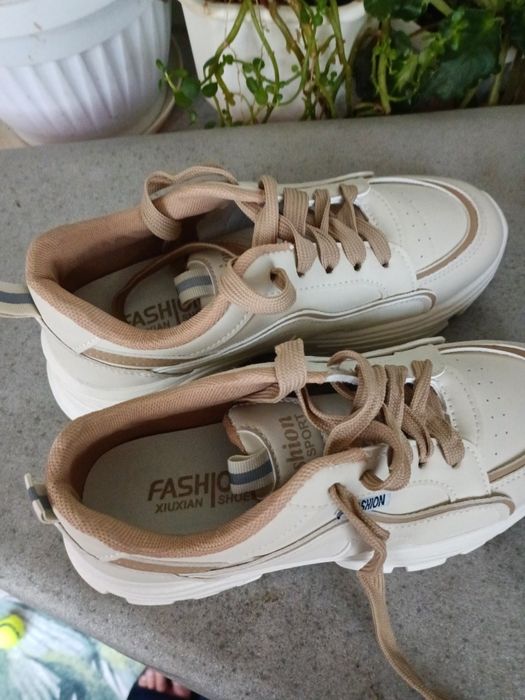 Дамски маратонки