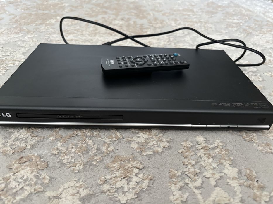 Продам DVD новый почти