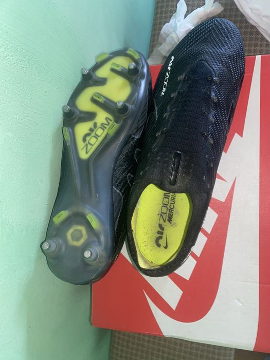 ghete nike acc aproape nou noute nr 44