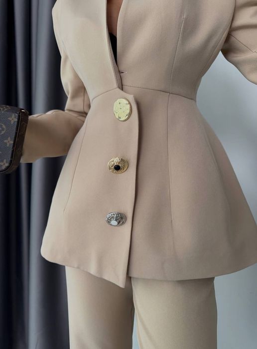 Страхотен елегантен сет