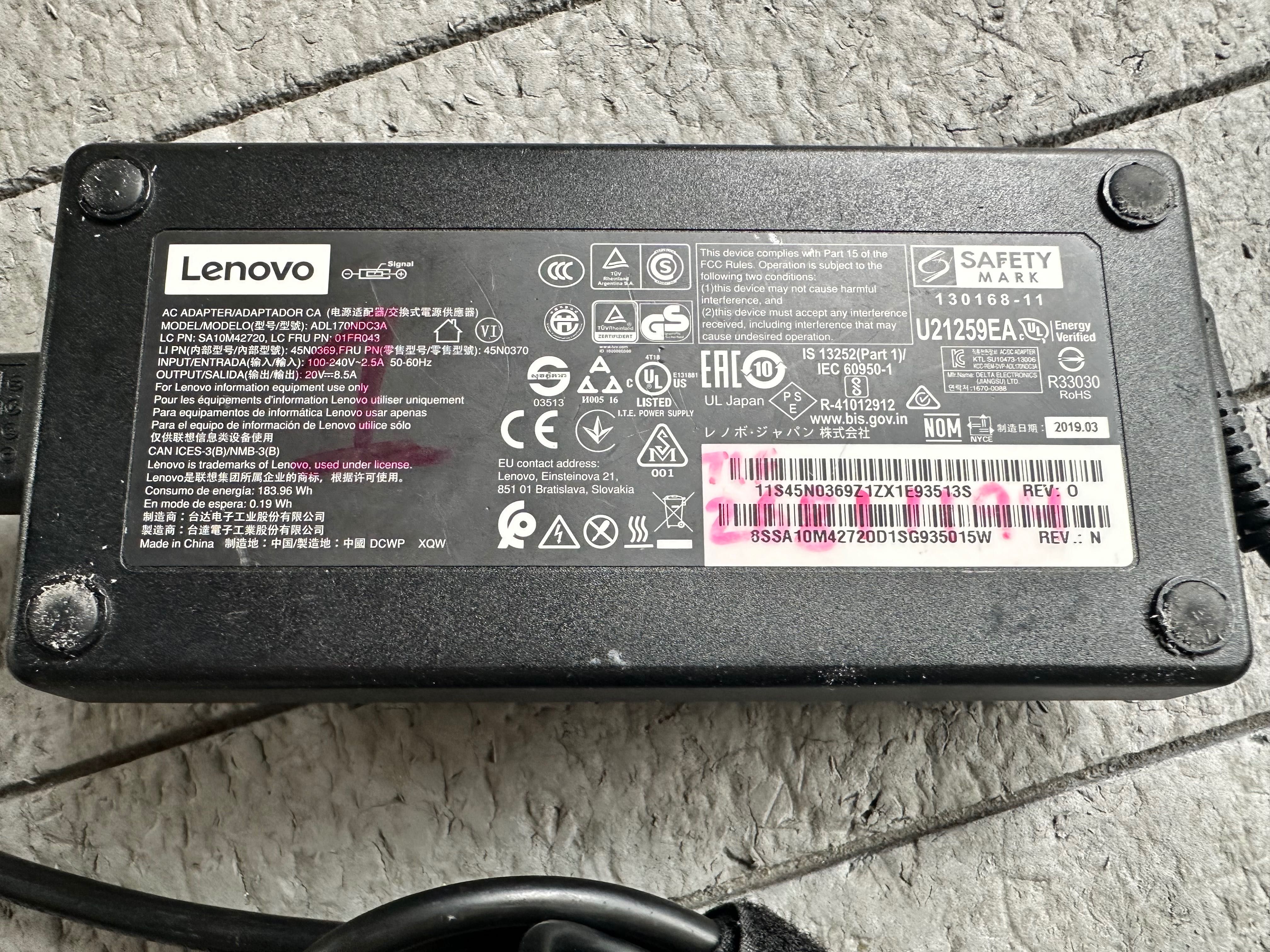Incarcator laptop Lenovo 170W  thinkpad mufa galbena dreptunghiulara