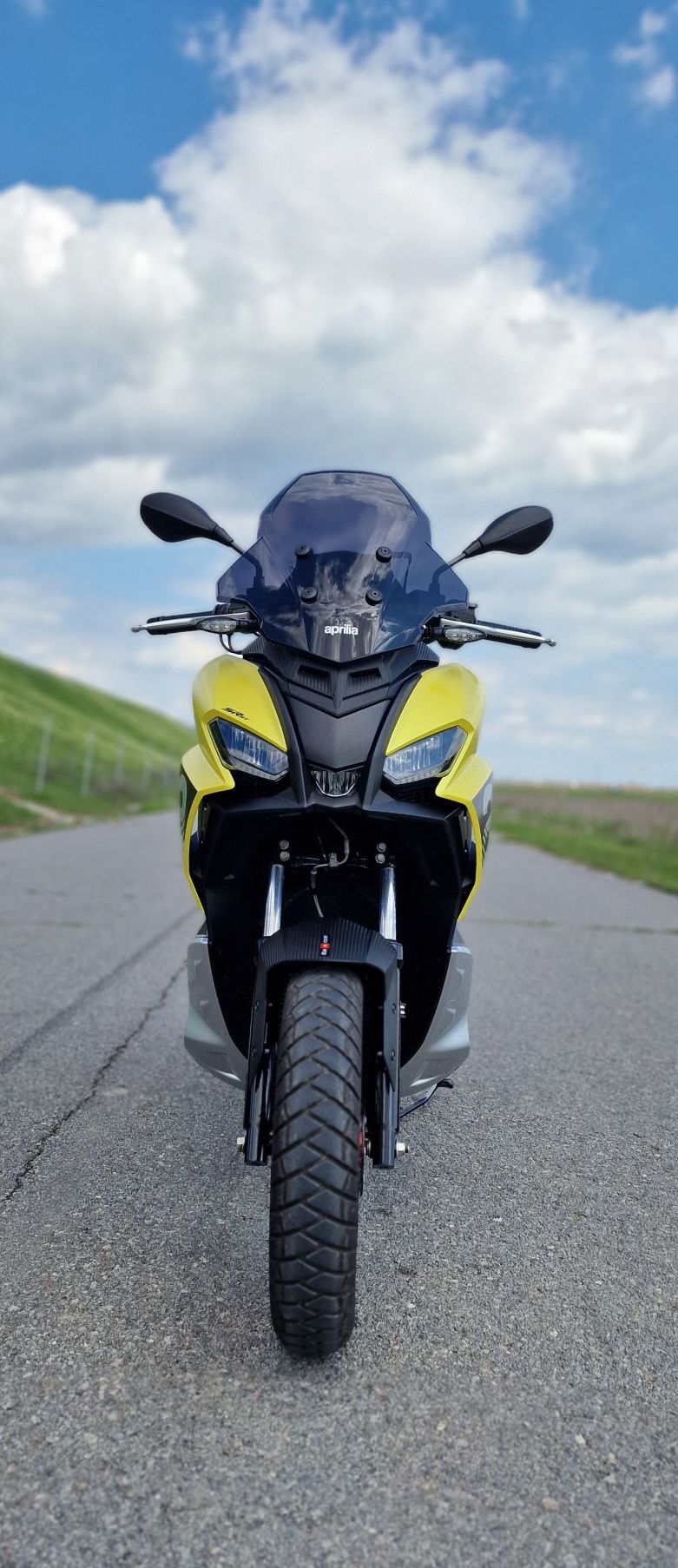 Aprilia sr gt sport 125cm