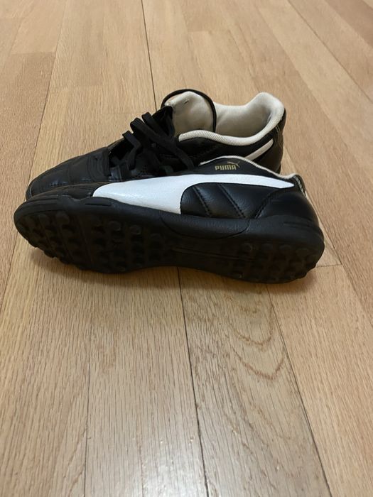 Adidasi Copii fotbal Puma cu crampoane marime 36
