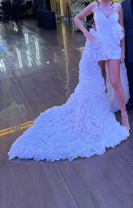 Rochie de cununie sau mireasă realizată pe comanda