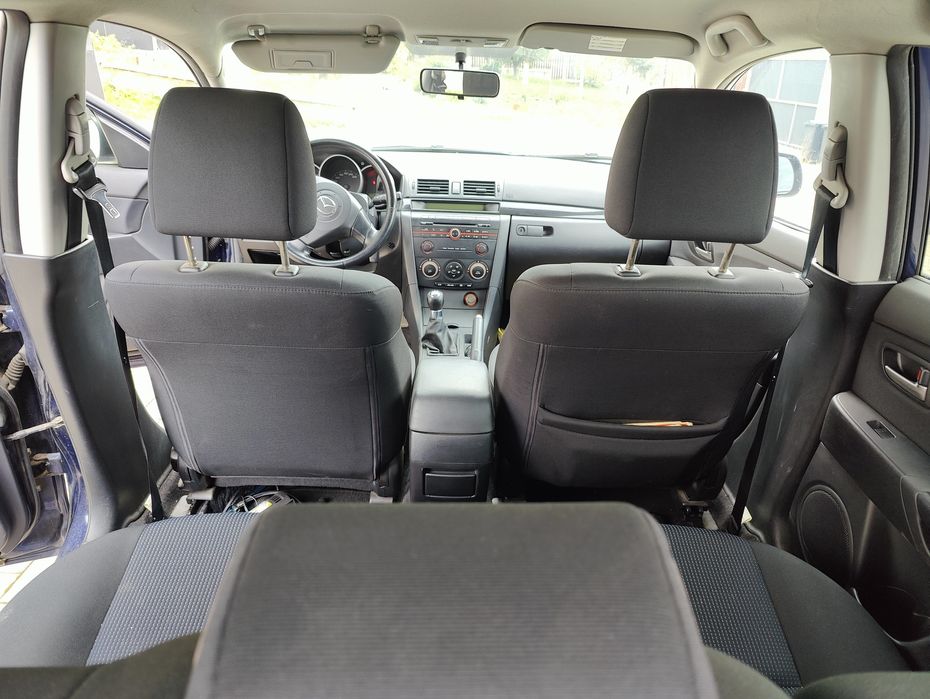 Mazda 3 1.6 benzina 2005 folie geamuri doua seturi de anvelope