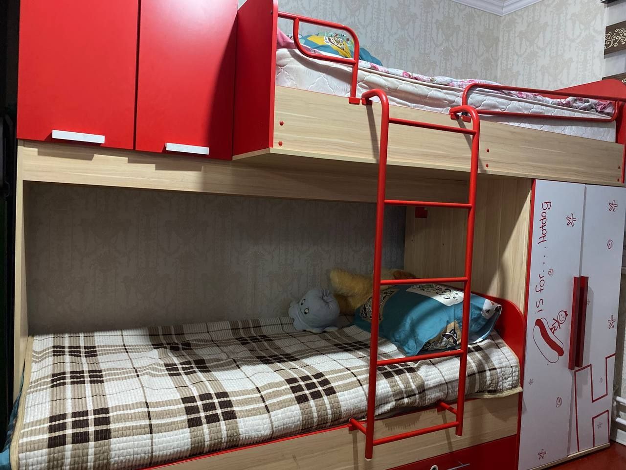 двухэтажный кровать детская