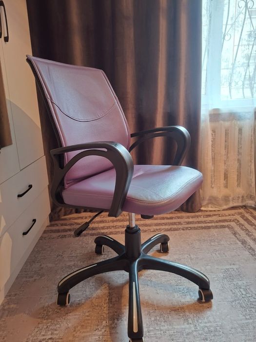 Продам компьютерное кресло