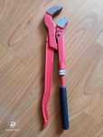 servicii instalator  zugrav ,instalatii electrice, camere video ,