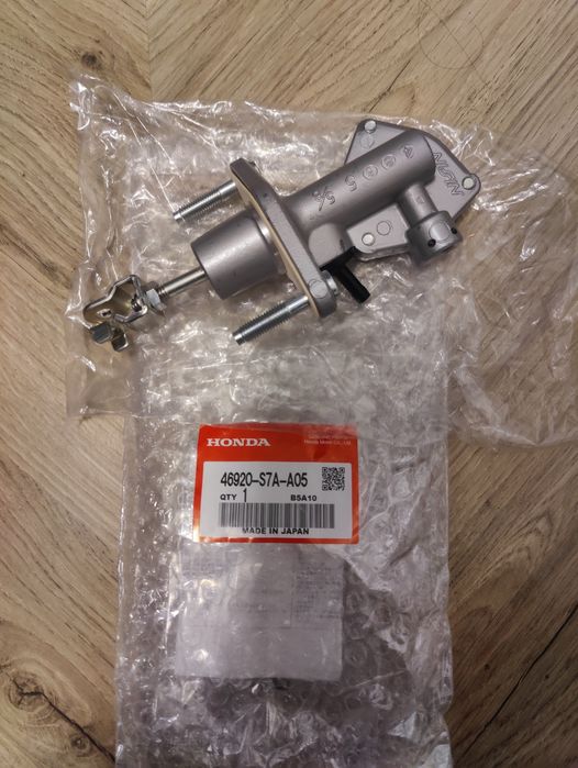 Горна помпа съединител