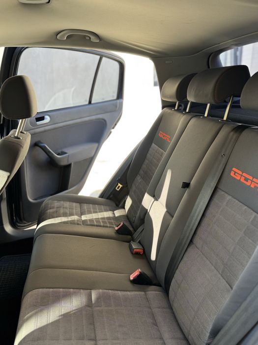 De vanzare Golf 5 plus