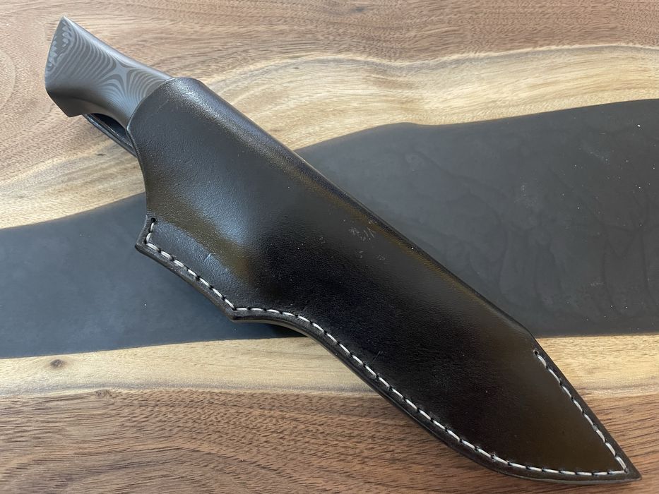 Ръчно изработен ловен нож от дамаска стомана Damasteel