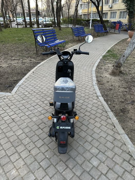 Scuter electric fara permis