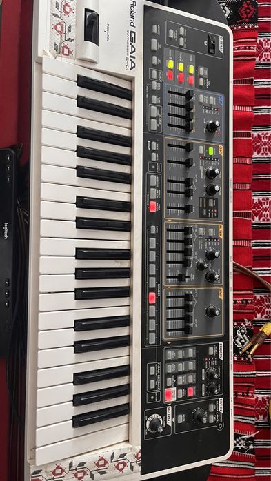 Roland Gaia SH-01