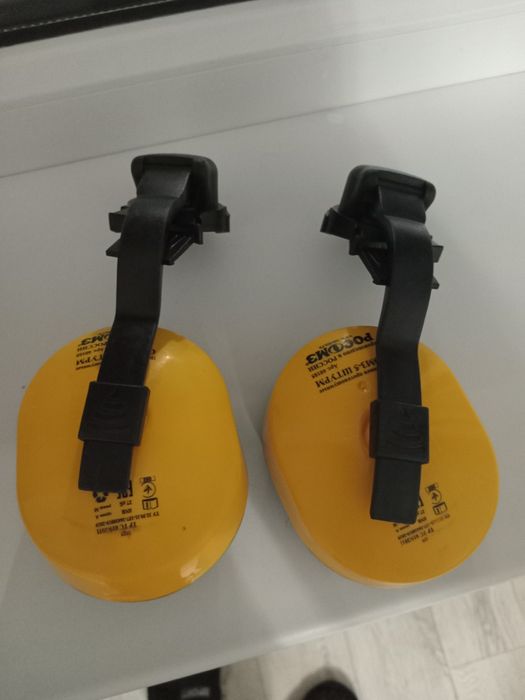 Продам наушники для каски