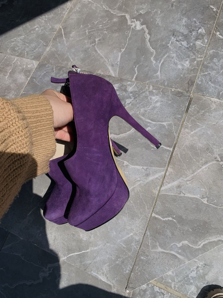 Туфли фиолетовые 35 размер