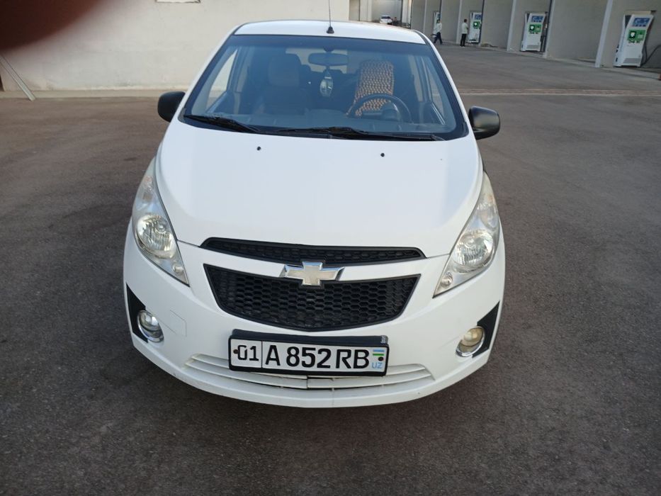 Спарк 2011  йил метан газ бор