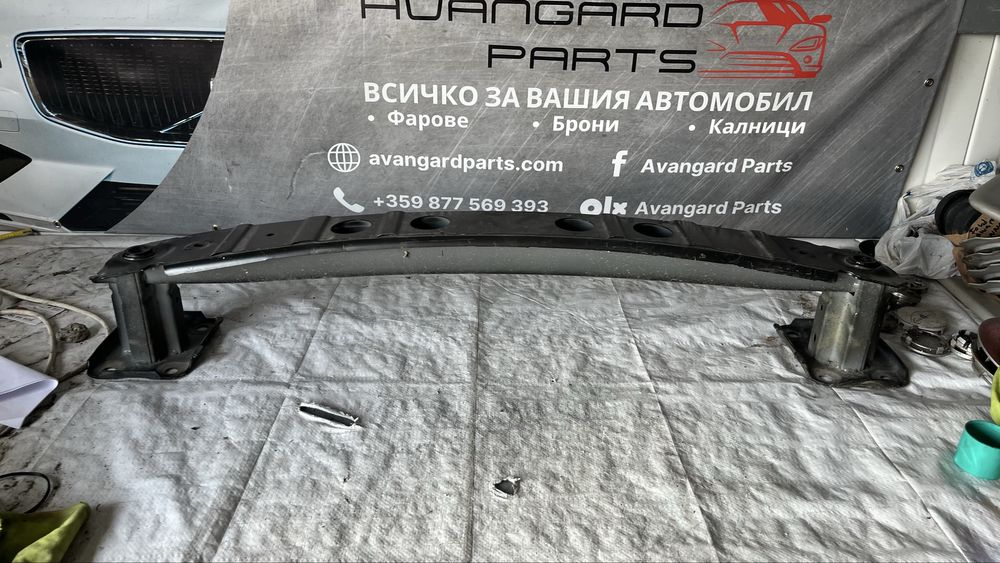 3 броя греда задна броня Mazda 3 2019-