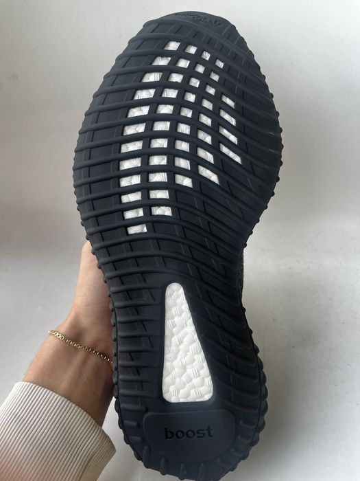 Yeezy 350 black reflective